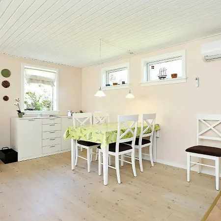 Casa vacanze Two-bedroom Holiday In 10 Gilleleje